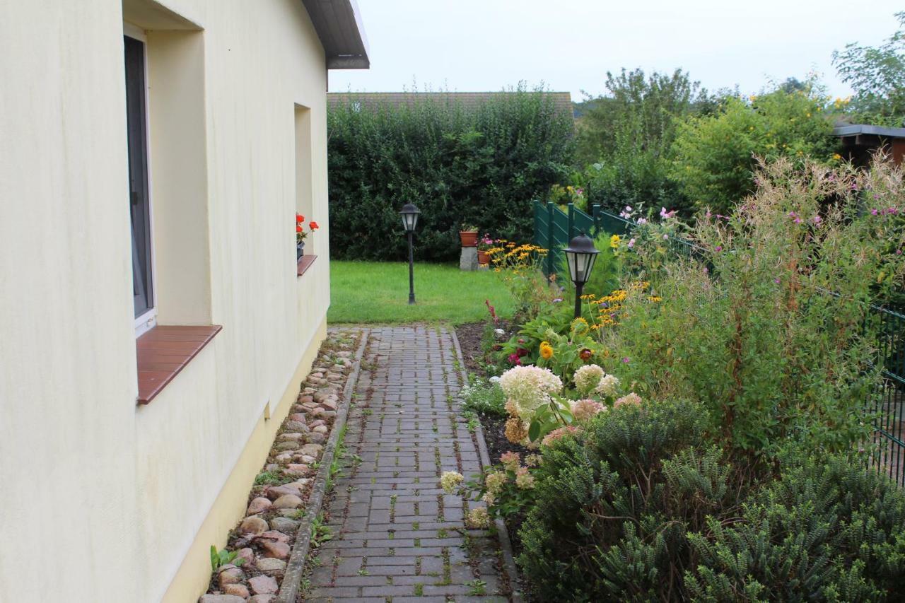 Bungalow Gross Dratow Bagian luar foto